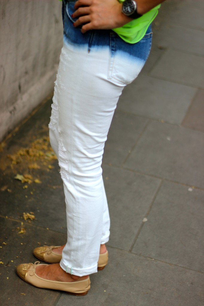 tye die jeans neon chanel fashion blog