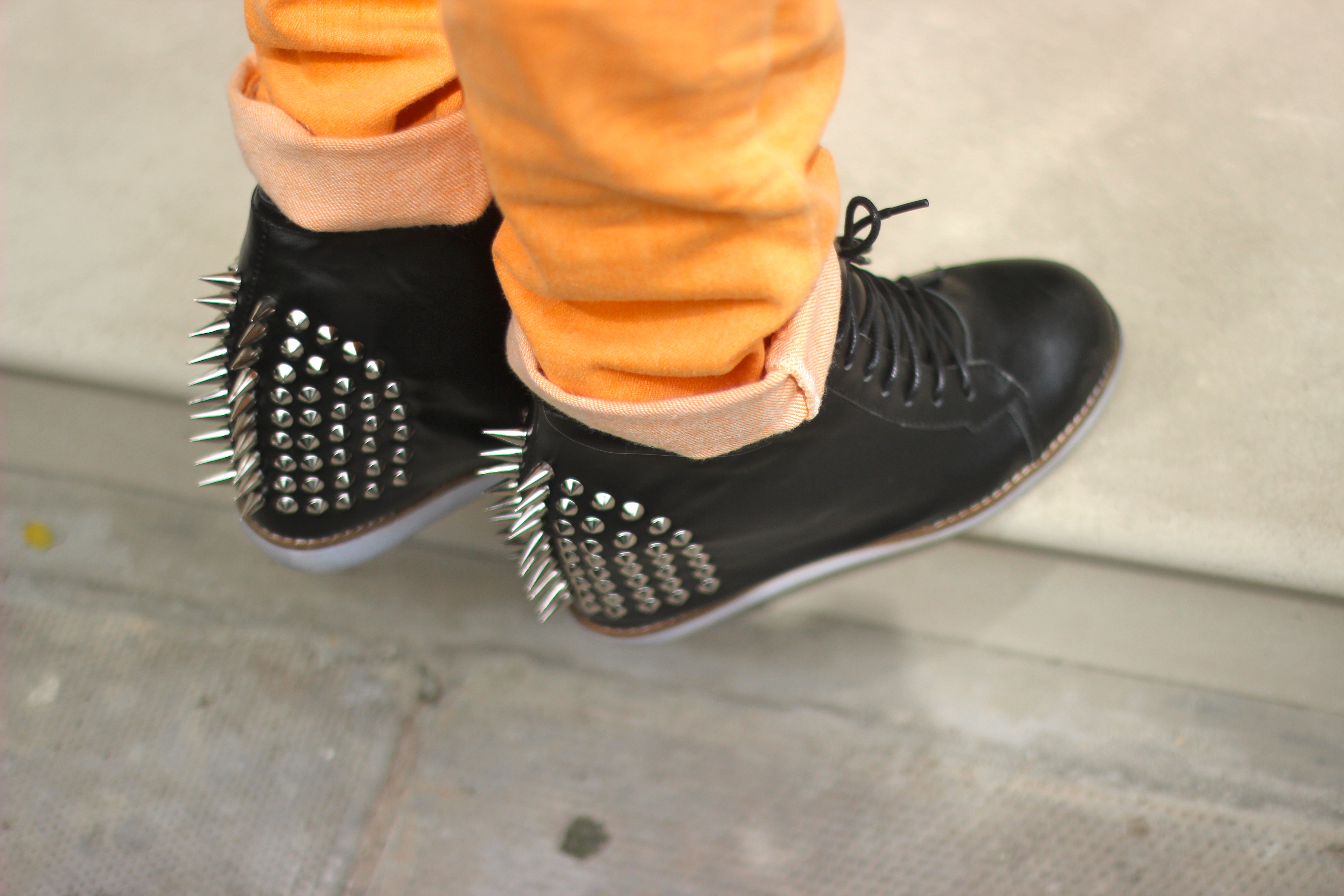 jeffrey campbell spiked sneakers fashion blog fashion blogger