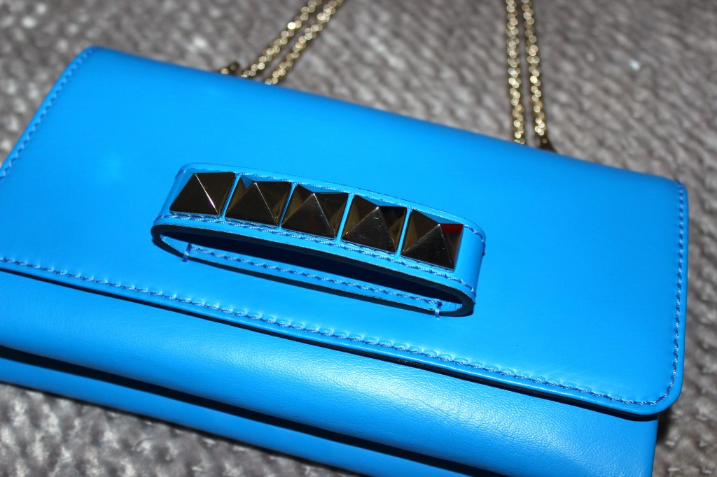 electric blue valentino bag 